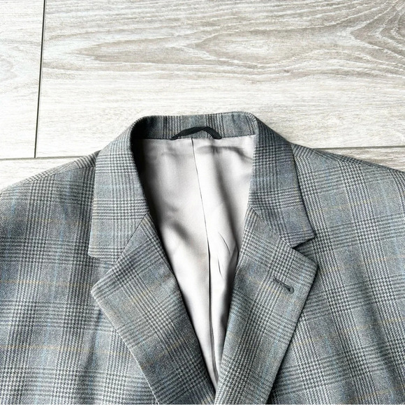 Axcess by Liz Claiborne Pure Wool Plaid Blazer - Picture 4 of 15